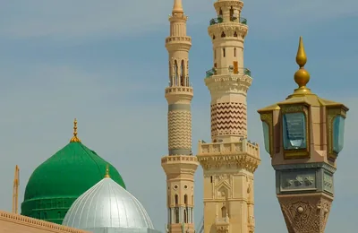 The Green Dome of Masjid an-Nabawi, Madinah — umrah packages uk